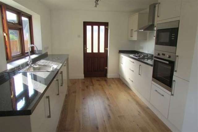  Image of 3 bedroom Detached house for sale in Eglinton Road Street BA16 at Street, BA16 0RJ