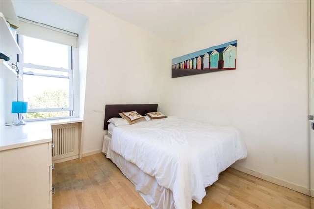  Image of 3 bedroom Flat for sale in Elgin Avenue London W9 at Elgin Avenue  London, W9 2NT