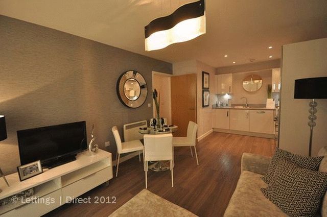  Image of 1 bedroom Flat to rent in College Street Southampton SO14 at Empress Heights College Street Southampton, SO14 3LA