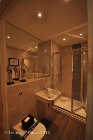  Image of 1 bedroom Flat to rent in College Street Southampton SO14 at Empress Heights College Street Southampton, SO14 3LA