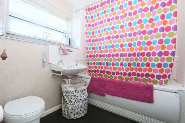  Image of 3 bedroom Terraced house for sale in Enstone Garth Bransholme Hull HU7 at Enstone Garth Bransholme Hull, HU7 4LF