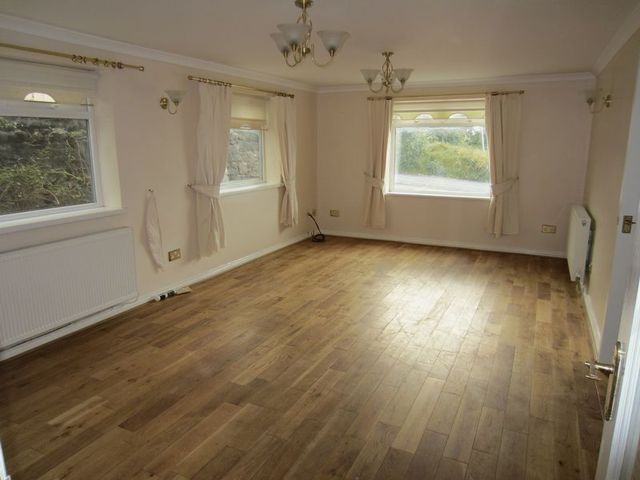  Image of 4 bedroom Semi-Detached house to rent in Erw Wen Pentyrch Cardiff CF15 at Erw Wen Pentyrch Cardiff, CF15 9PQ