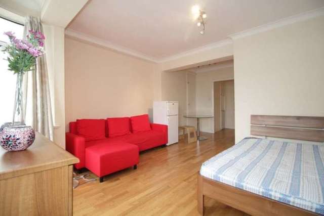  Image of Flat to rent in Euston Road London NW1 at Euston Road Euston London, NW1 3AA