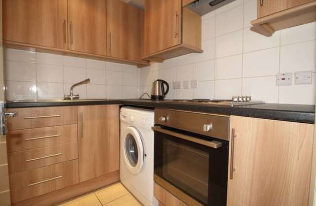  Image of Flat to rent in Euston Road London NW1 at Euston Road Euston London, NW1 3AA