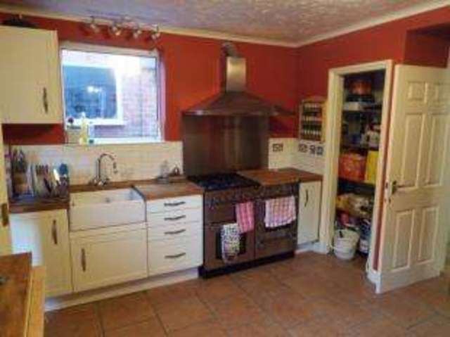  Image of 3 bedroom Detached house for sale in Evenlode Road Solihull B92 at Solihull West Midlands Olton, B92 8EW