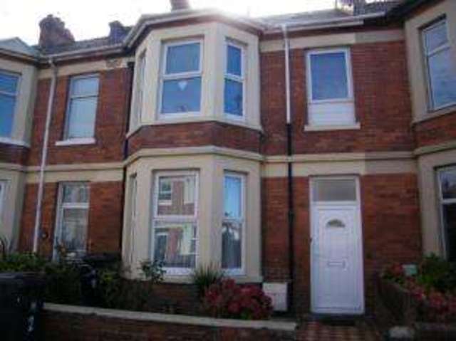  Image of 2 bedroom Flat for sale in Victoria Road Exmouth EX8 at Exmouth Devon Exmouth, EX8 1DW
