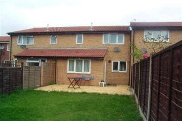  Image of 3 bedroom Detached house to rent in Express Drive Goodmayes Ilford IG3 at Ilford, IG3 9QD