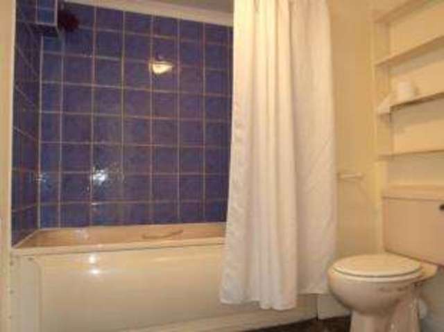  Image of 1 bedroom Flat for sale in Arwenack Street Falmouth TR11 at Falmouth Cornwall Falmouth, TR11 3JG