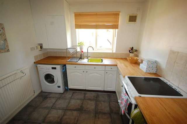  Image of 1 bedroom Flat to rent in Farnham Close Durham DH1 at Newton Hall Durham County Durham, DH1 5FL
