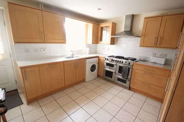  Image of 4 bedroom Detached house to rent in Filton Avenue Horfield Bristol BS7 at Filton Avenue Horfield Bristol, BS7 0LH