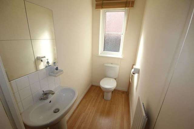  Image of 4 bedroom Detached house to rent in Filton Avenue Horfield Bristol BS7 at Filton Avenue Horfield Bristol, BS7 0LH