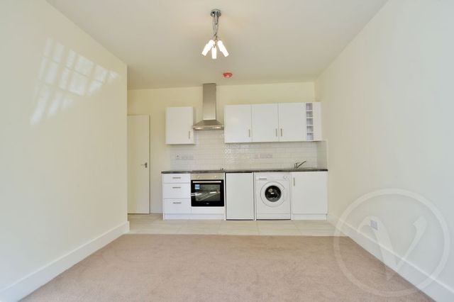  Image of 1 bedroom Flat to rent in Finchley Road London NW8 at Finchley Road St Johns Wood London, NW8 6EB