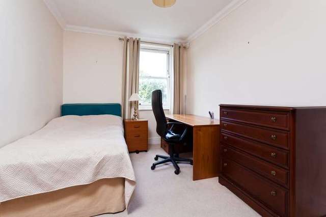  Image of 2 bedroom Flat to rent in Holland Park Avenue London W11 at Fitzclarence House  175-177 Holland Park Avenue, W11 4UL