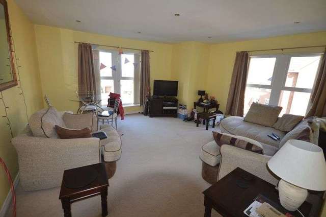  Image of 2 bedroom Flat for sale in Florey Court Swindon SN1 at Florey Court  Swindon, SN1 4GX