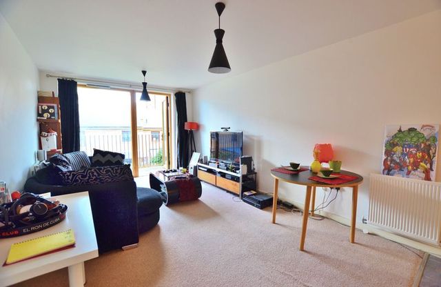  Image of 2 bedroom Flat to rent in Furrow Lane London E9 at Furrow Lane  London, E9 6JS