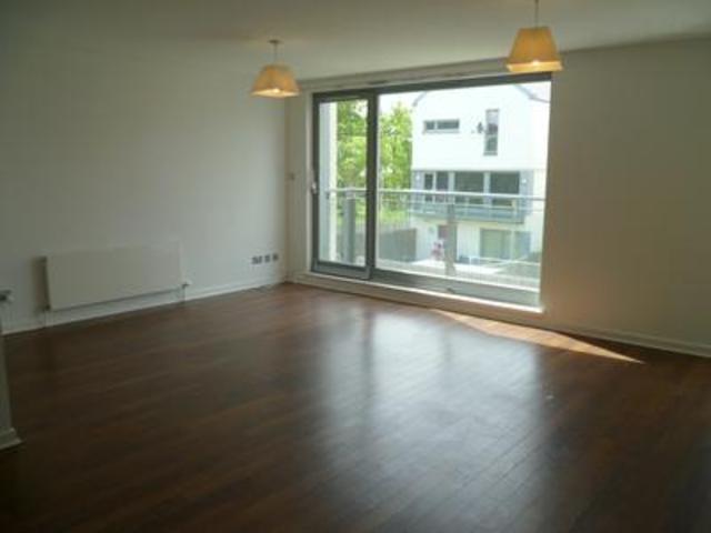  Image of 4 bedroom Detached house to rent in Gartloch Way Gartcosh Glasgow G69 at Glasgow  Glasgow, G69 8FH
