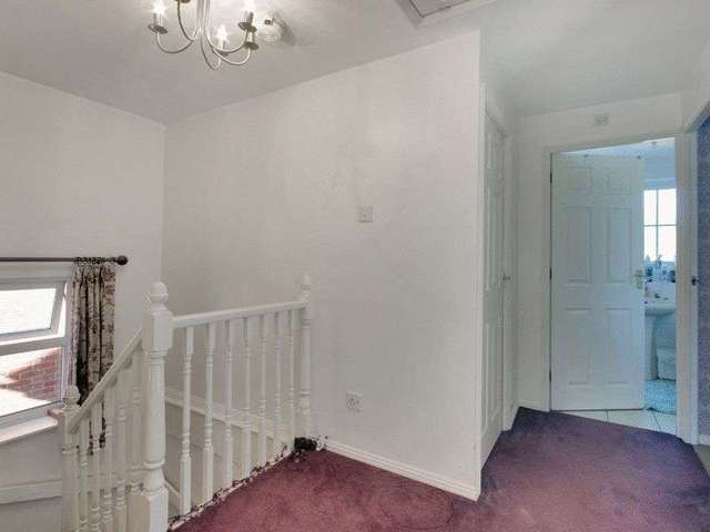  Image of 4 bedroom Detached house for sale in Gibbons Close Maidenbower Crawley RH10 at Gibbons Close Maidenbower Crawley, RH10 7LH