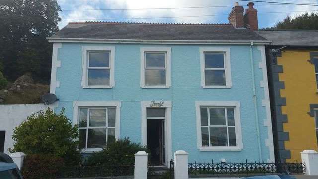  Image of 3 bedroom Semi-Detached house to rent in Glanymor Road Goodwick SA64 at Glanymor Road  Goodwick, SA64 0ER