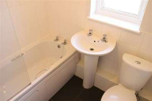  Image of 2 bedroom Detached house to rent in Glen Luss Place Coatbridge ML5 at Coatbridge, ML5 4HD
