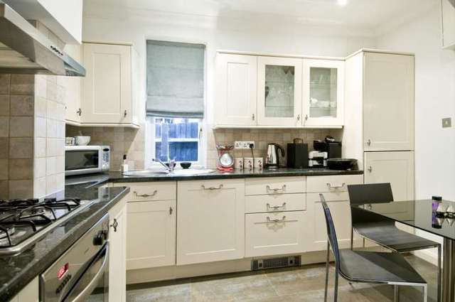  Image of 4 bedroom Detached house for sale in Glenburnie Road London SW17 at Glenburnie Road  London, SW17 7NG