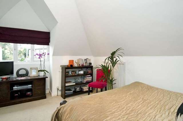  Image of 4 bedroom Detached house for sale in Glenburnie Road London SW17 at Glenburnie Road  London, SW17 7NG