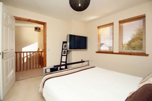  Image of 2 bedroom End of Terrace for sale in Glengask Grove Kelty KY4 at Kelty, KY4 0LZ