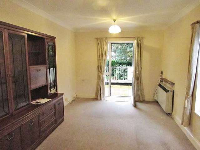  Image of 1 bedroom Retirement Property for sale in Higher Erith Road Torquay TQ1 at Higher Erith Road Wellswood Torquay, TQ1 2RJ
