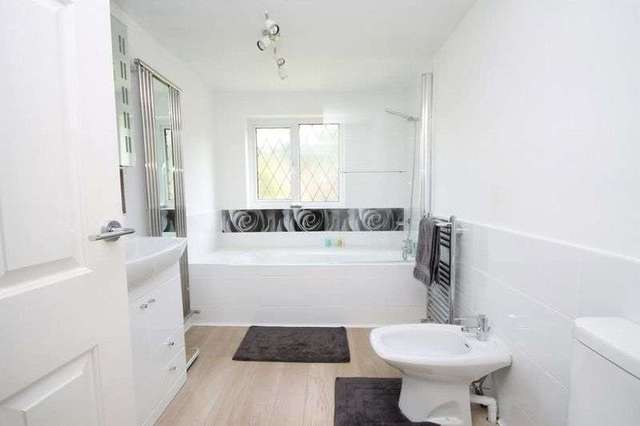 Image of 5 bedroom Detached house for sale in Groveside Bookham Leatherhead KT23 at Groveside  Great Bookham, KT23 4LD