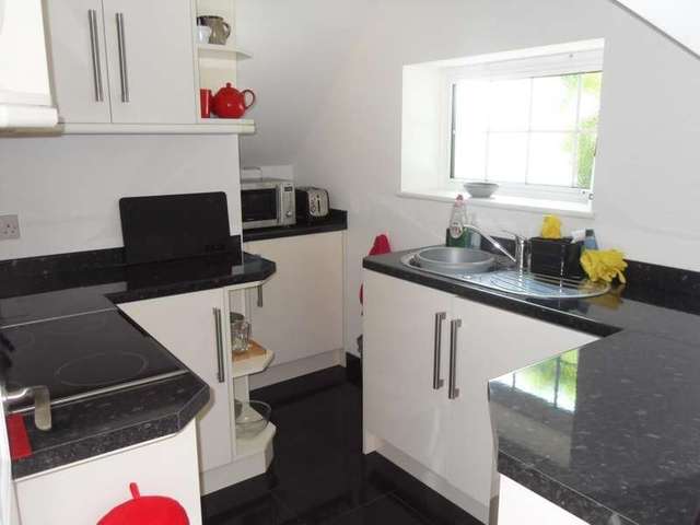  Image of 1 bedroom Apartment for sale in Grovelands Road Reading RG30 at Reading, RG30 2PB