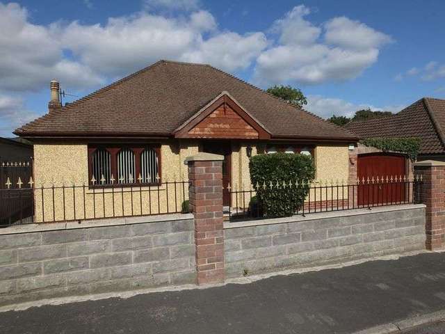  Image of 3 bedroom Detached house for sale in Gypsy Crescent Llanfoist Abergavenny NP7 at Gypsy Crescent Llanfoist Abergavenny, NP7 9LT