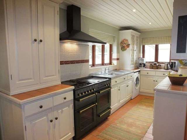  Image of 3 bedroom Detached house for sale in Gypsy Crescent Llanfoist Abergavenny NP7 at Gypsy Crescent Llanfoist Abergavenny, NP7 9LT