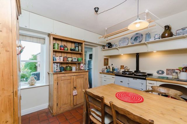  Image of 2 bedroom Cottage for sale in Lusby Lusby Spilsby PE23 at 1 Hareby Road  Lusby, PE23 4JB