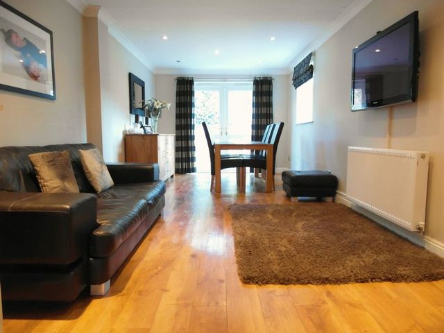  Image of 4 bedroom Detached house for sale in Hartwood Close Newport TF10 at Hartwood Close  Newport, TF10 7NZ