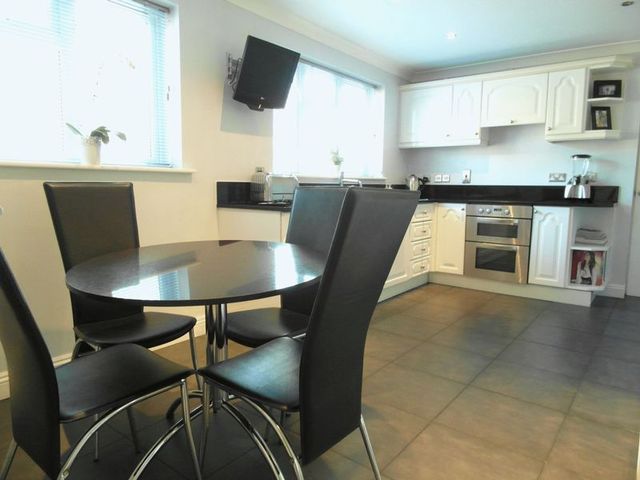  Image of 4 bedroom Detached house for sale in Hartwood Close Newport TF10 at Hartwood Close  Newport, TF10 7NZ