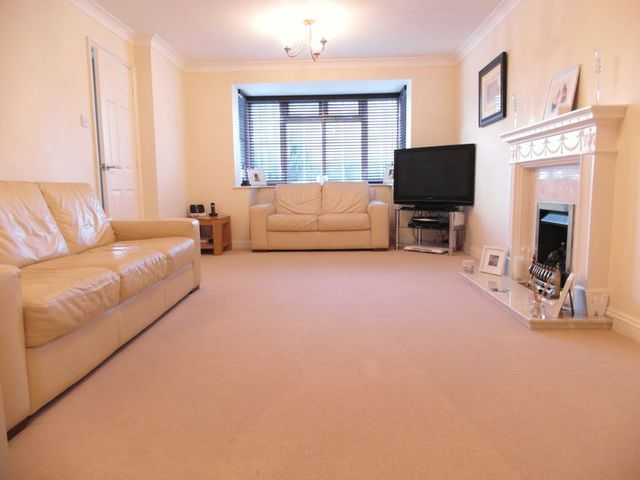  Image of 4 bedroom Detached house for sale in Hartwood Close Newport TF10 at Hartwood Close  Newport, TF10 7NZ