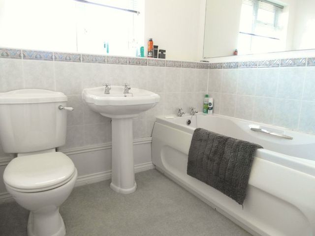  Image of 4 bedroom Detached house for sale in Hartwood Close Newport TF10 at Hartwood Close  Newport, TF10 7NZ