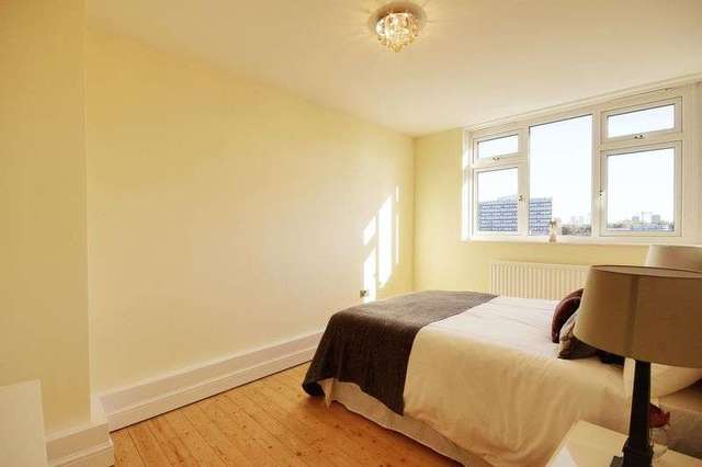  Image of 3 bedroom Property for sale in Hassett Road London E9 at Hassett Road  London, E9 5SW