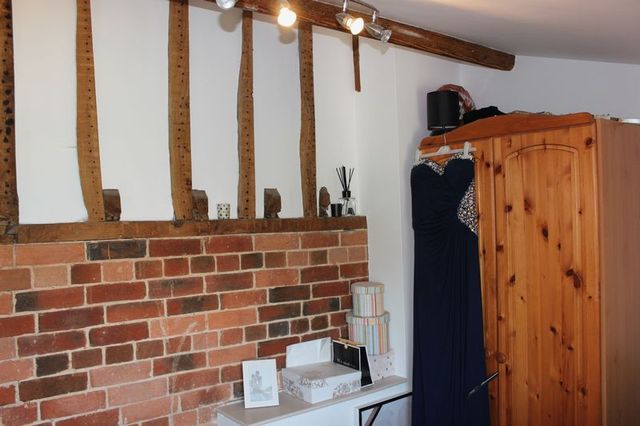  Image of 2 bedroom Cottage to rent in Heddington Calne SN11 at Heddington Calne, SN11 0PJ