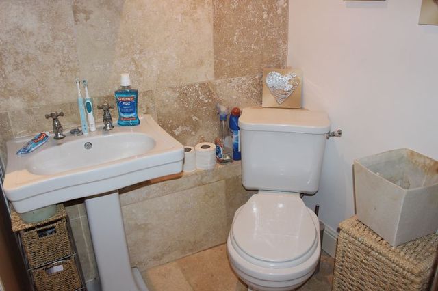  Image of 2 bedroom Cottage to rent in Heddington Calne SN11 at Heddington Calne, SN11 0PJ
