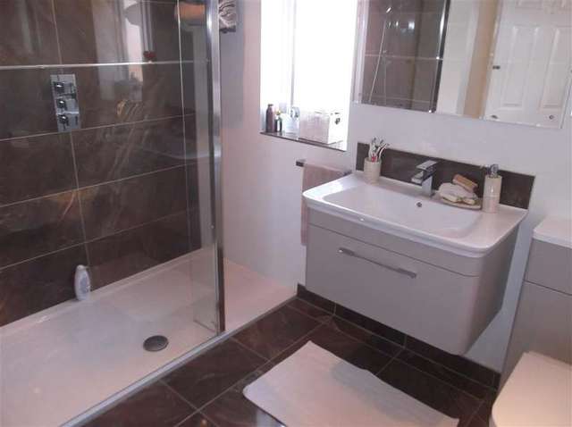  Image of 4 bedroom Bungalow for sale in Hempstead Road Hempstead Gillingham ME7 at Hempstead Gillingham Gillingham, ME7 3RF