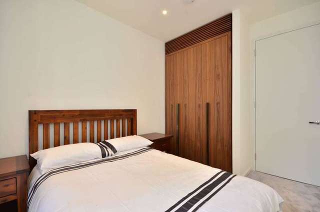  Image of 2 bedroom Flat to rent in Hertsmere Road London E14 at Canary Wharf E14 4AW Canary Wharf, E14 4AW