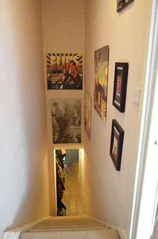  Image of 2 bedroom Apartment to rent in High Street Berkhamsted HP4 at High Street  Berkhamsted, HP4 1AJ