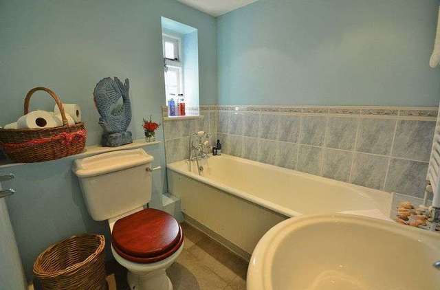  Image of 4 bedroom Semi-Detached house for sale in High Street Lewknor Watlington OX49 at High Street  Lewknor, OX49 5TL