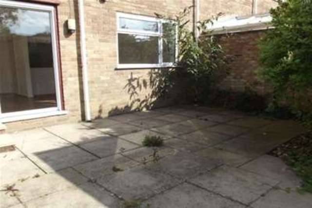  Image of 3 bedroom Detached house to rent in High Street Lytchett Matravers Poole BH16 at Poole, BH16 6BH
