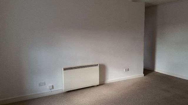  Image of 2 bedroom Flat to rent in High Street Narberth SA67 at High Street  Narberth, SA67 7AS