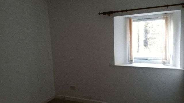  Image of 2 bedroom Flat to rent in High Street Narberth SA67 at High Street  Narberth, SA67 7AS