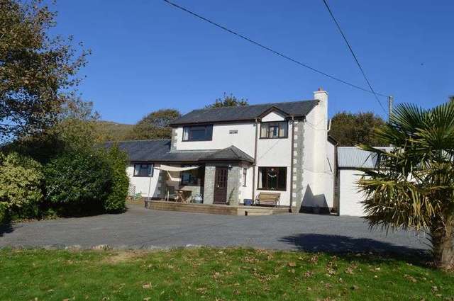  Image of 4 bedroom Detached house for sale in High Street St. Austell PL26 at High Street St. Austell, PL26 7TG