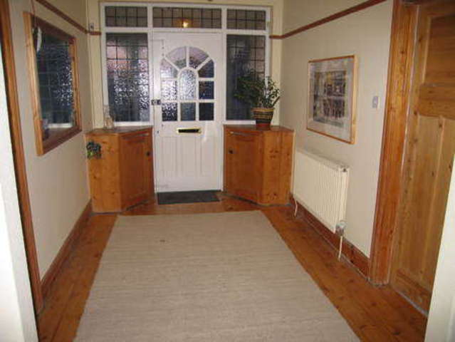  Image of 4 bedroom Detached house to rent in Hill View Henleaze Bristol BS9 at Henleaze Bristol BS9 4PY Bristol, BS9 4PY