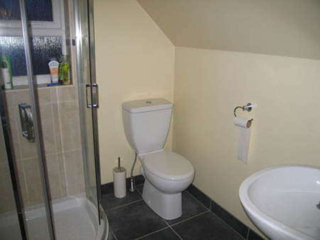 Image of 4 bedroom Detached house to rent in Hill View Henleaze Bristol BS9 at Henleaze Bristol BS9 4PY Bristol, BS9 4PY