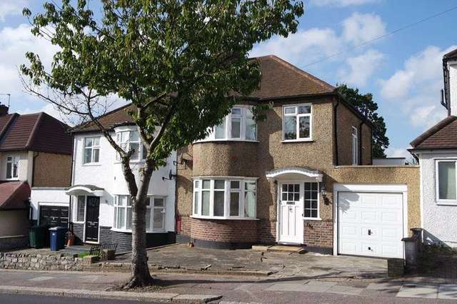  Image of 3 bedroom Semi-Detached house for sale in Hillside Gardens Barnet EN5 at Hillside Gardens  Barnet, EN5 2NL